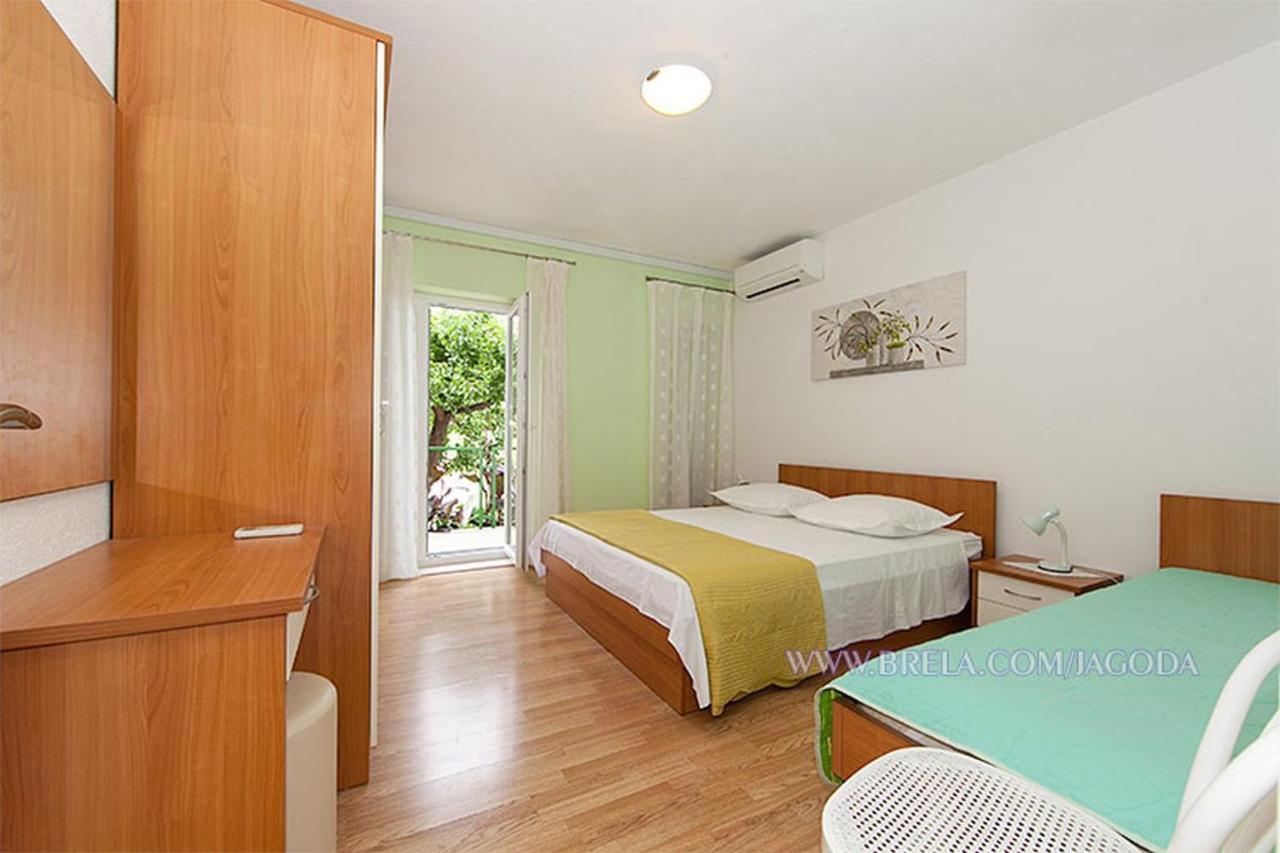 Apartments Jagoda Brela Esterno foto
